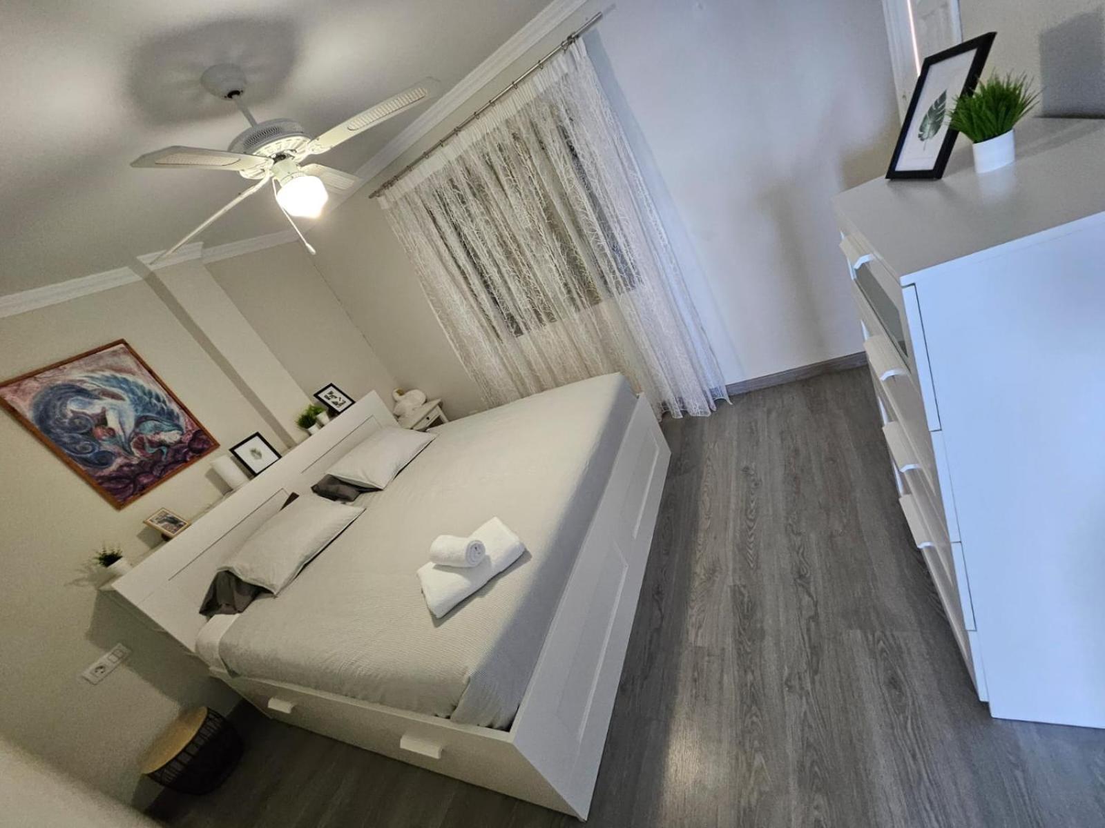 Апартаменты Apartamento Sara Санта-Крус-де-Тенерифе Экстерьер фото